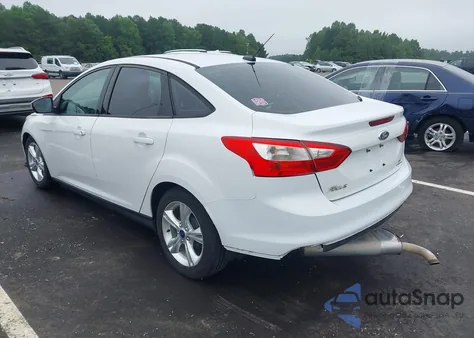 2013 Ford Focus Se z USA, uszkodzony, nr VIN 1FADP3F21DL307002